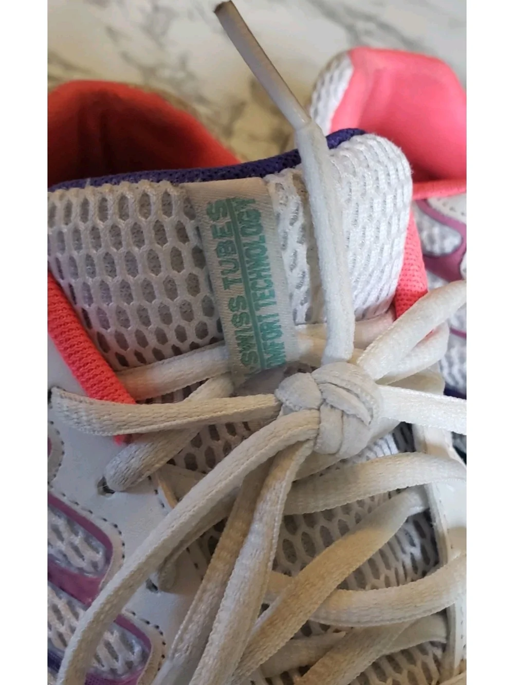 K-Swiss‎ Tubes White Mesh Sneakers with Coral & Aqua Accents. Size 7.5